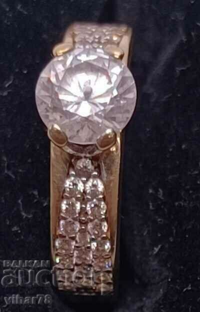 Delivery of 9K GOLD RING WITH ZIRCONIA Delivery of 9K GOLD RING WITH ZIRCONIA