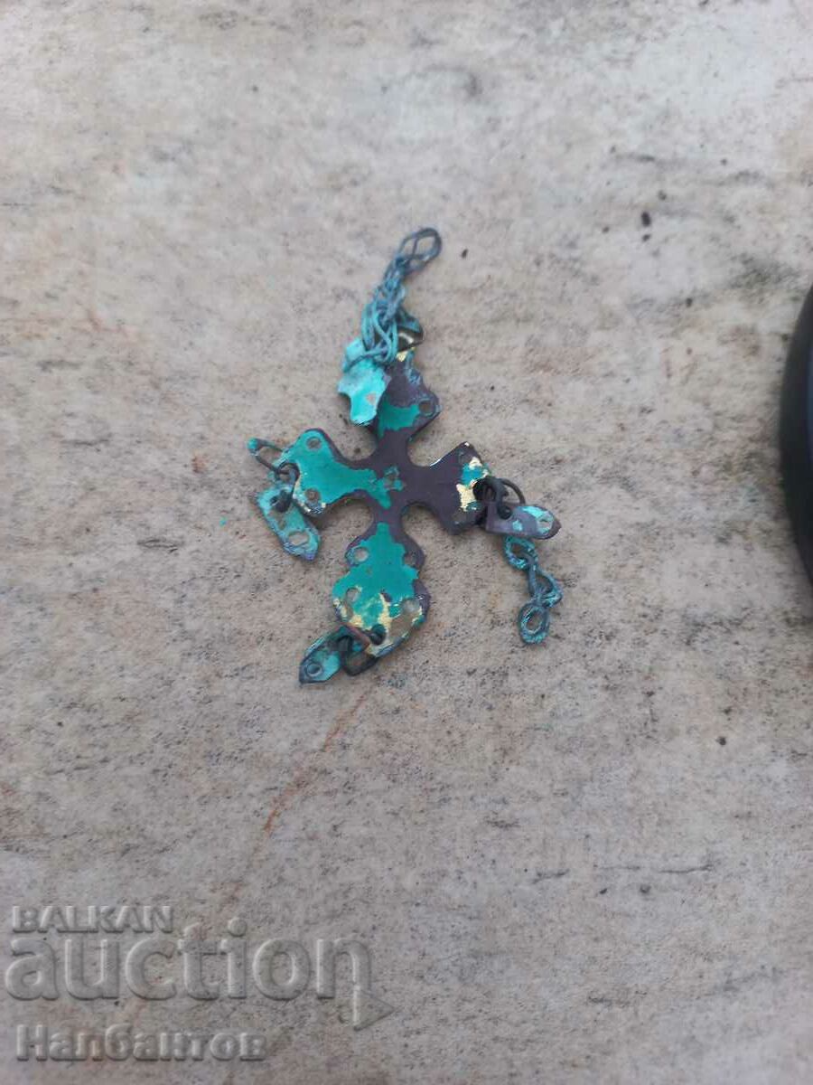 Delivery of OLD RENAISSANCE CROSS JEWELRY