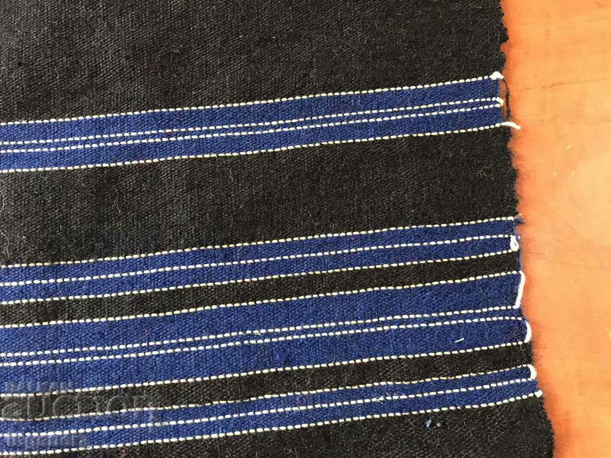 Auction ANTIQUE ETHNIC WOVEN WOOL APRON Auction ANTIQUE ETHNIC WOVEN WOOL APRON