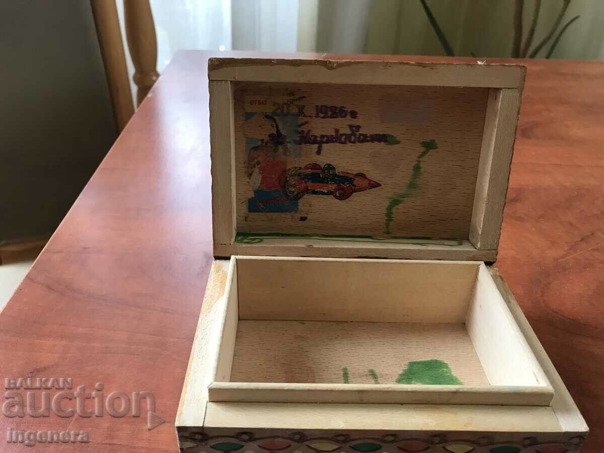 BOX BOX WOOD PYROGRAPHED PAINTED COLOR - 5 BOX BOX WOOD PYROGRAPHED PAINTED COLOR - 5