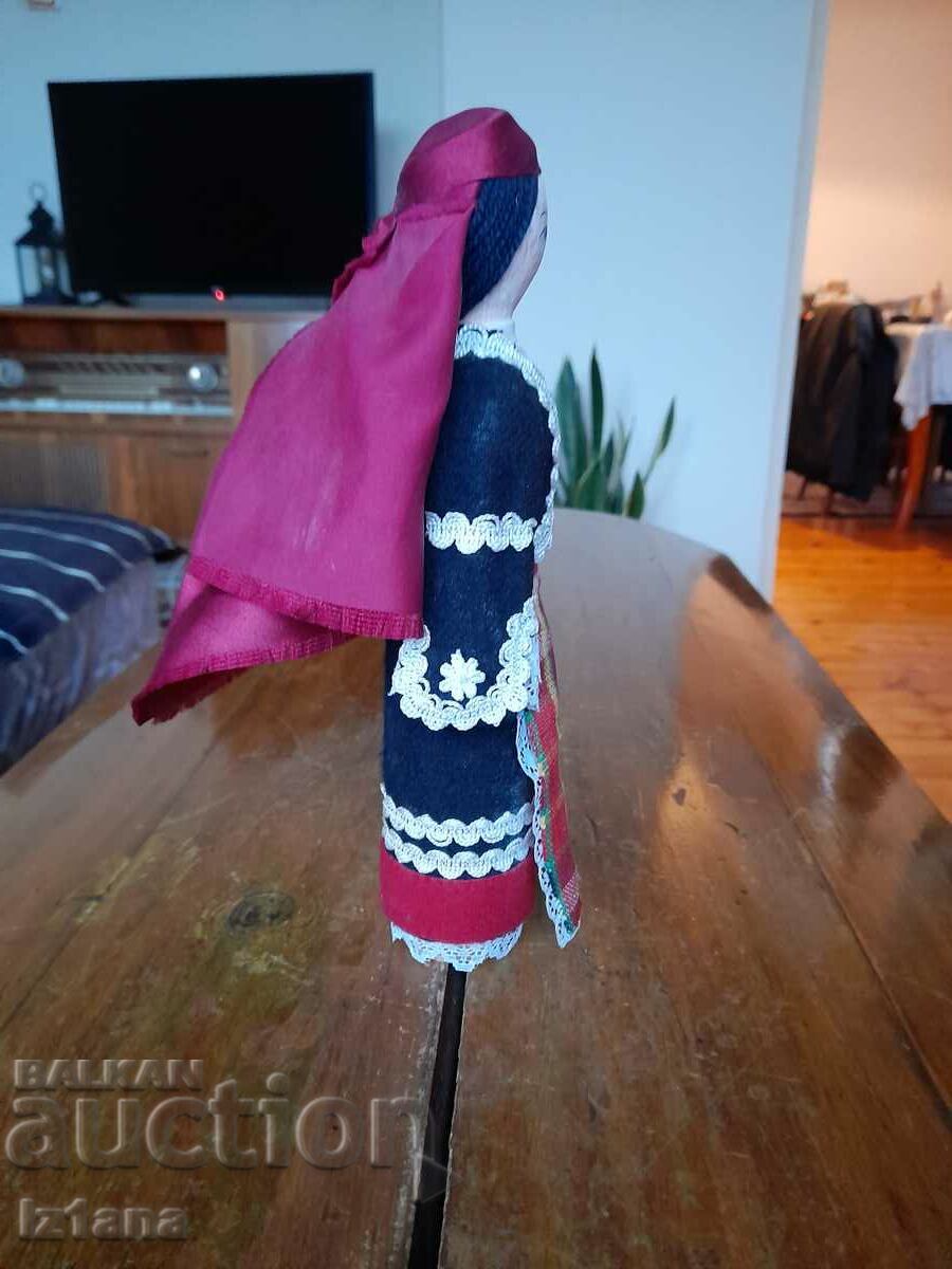 Folk figurine, doll with price 16.00 BGN | € 8.18 Folk figurine, doll with price 16.00 BGN | € 8.18