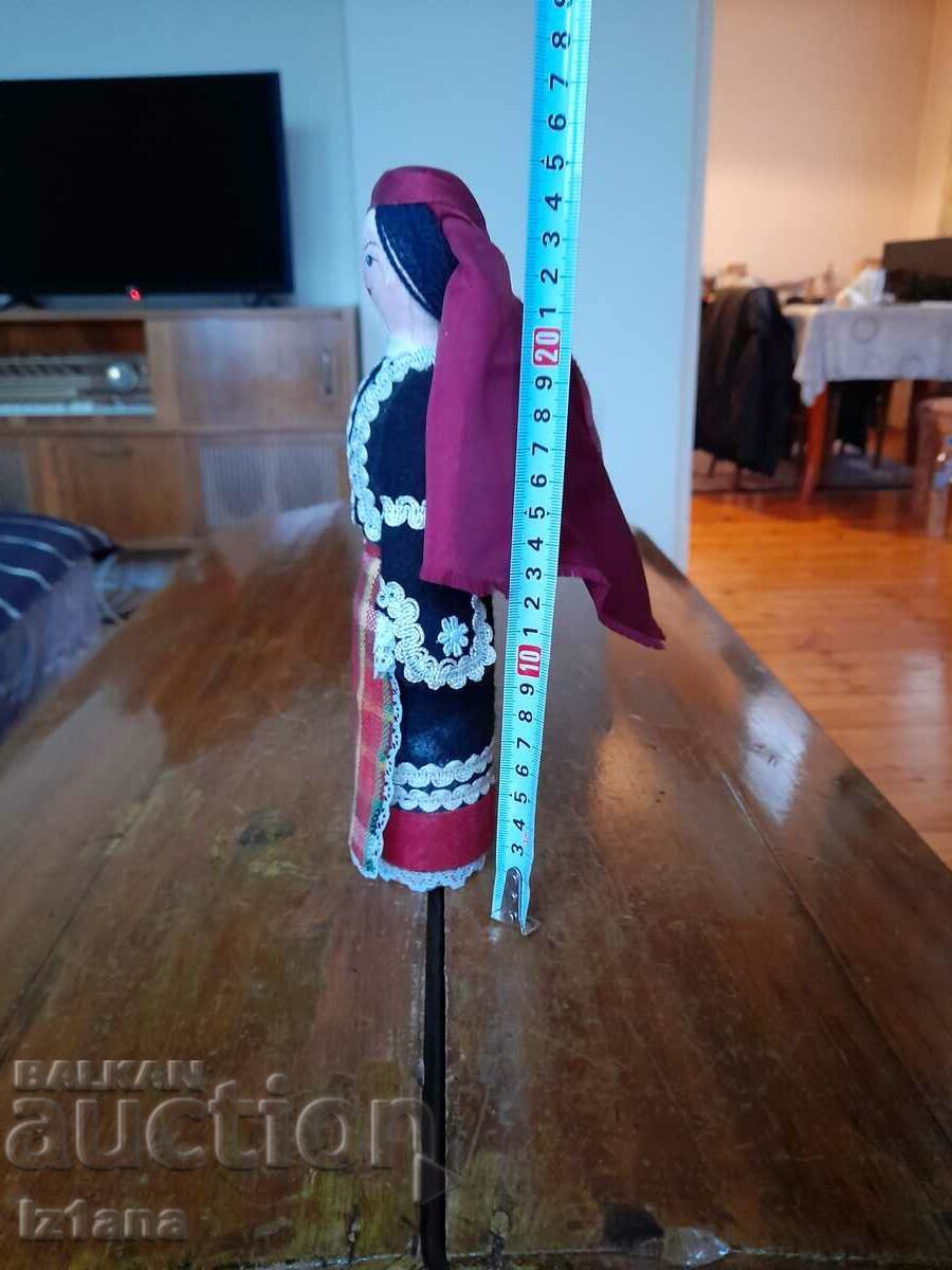 Delivery of Folk figurine, doll Delivery of Folk figurine, doll