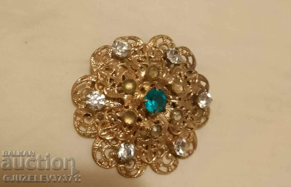 Vintage crystal brooch - 5 Vintage crystal brooch - 5