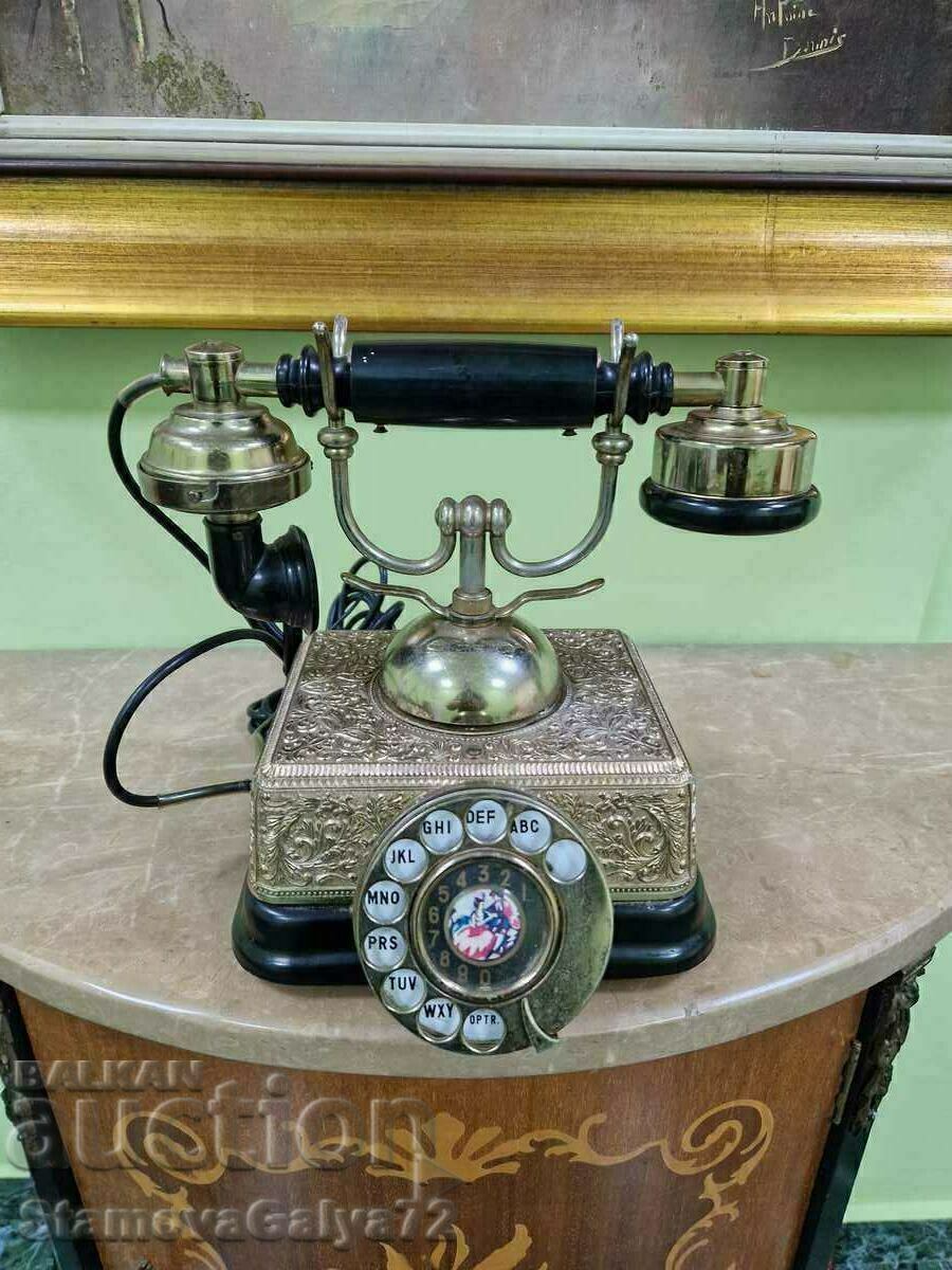 Excelent telefon antic de colecție Excelent telefon antic de colecție