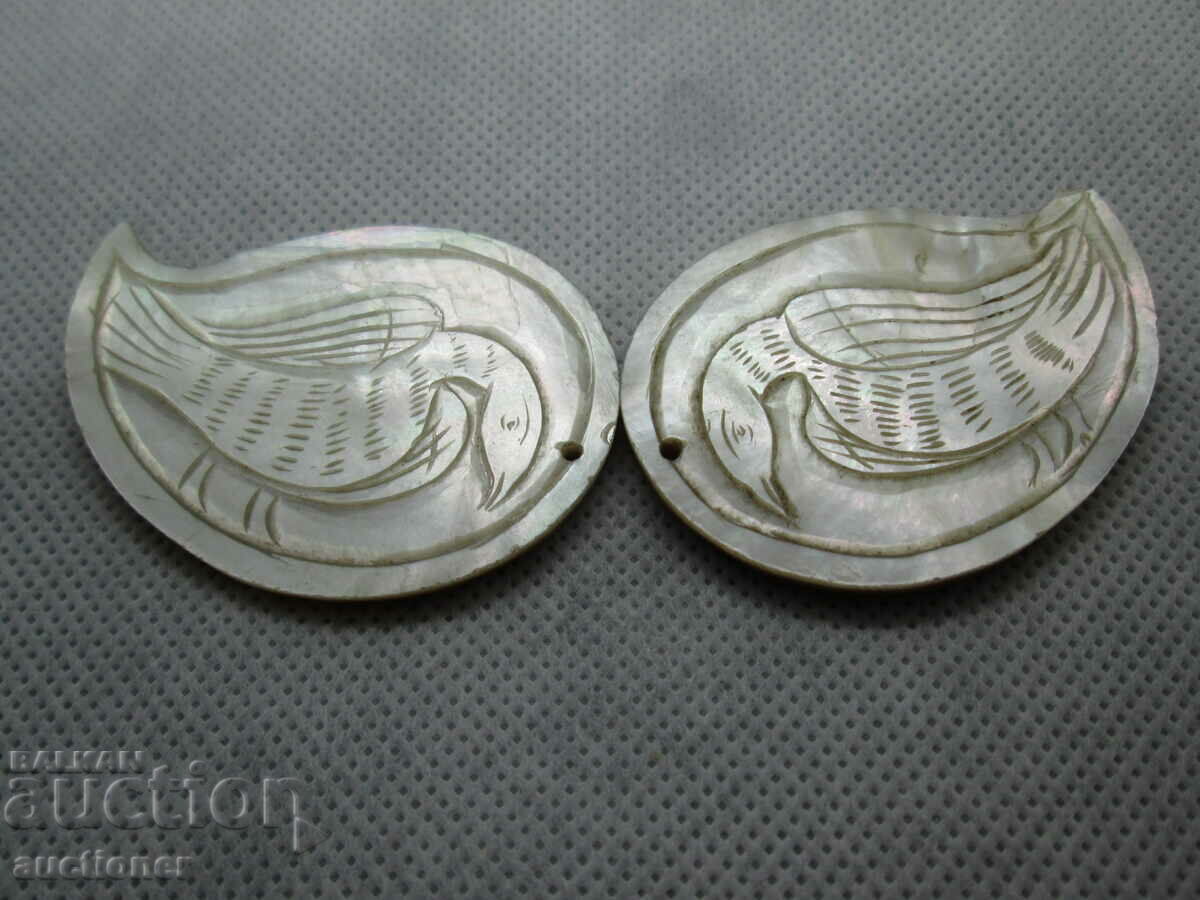 Auction PAFTI MOTHER-OF-PEARL TILES, WEAR BELT Auction PAFTI MOTHER-OF-PEARL TILES, WEAR BELT