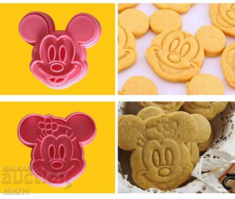 Auction 2 pcs. Mickey and Minnie Mouse cutters + dies 2 in 1 dough cutter Auction 2 pcs. Mickey and Minnie Mouse cutters + dies 2 in 1 dough cutter