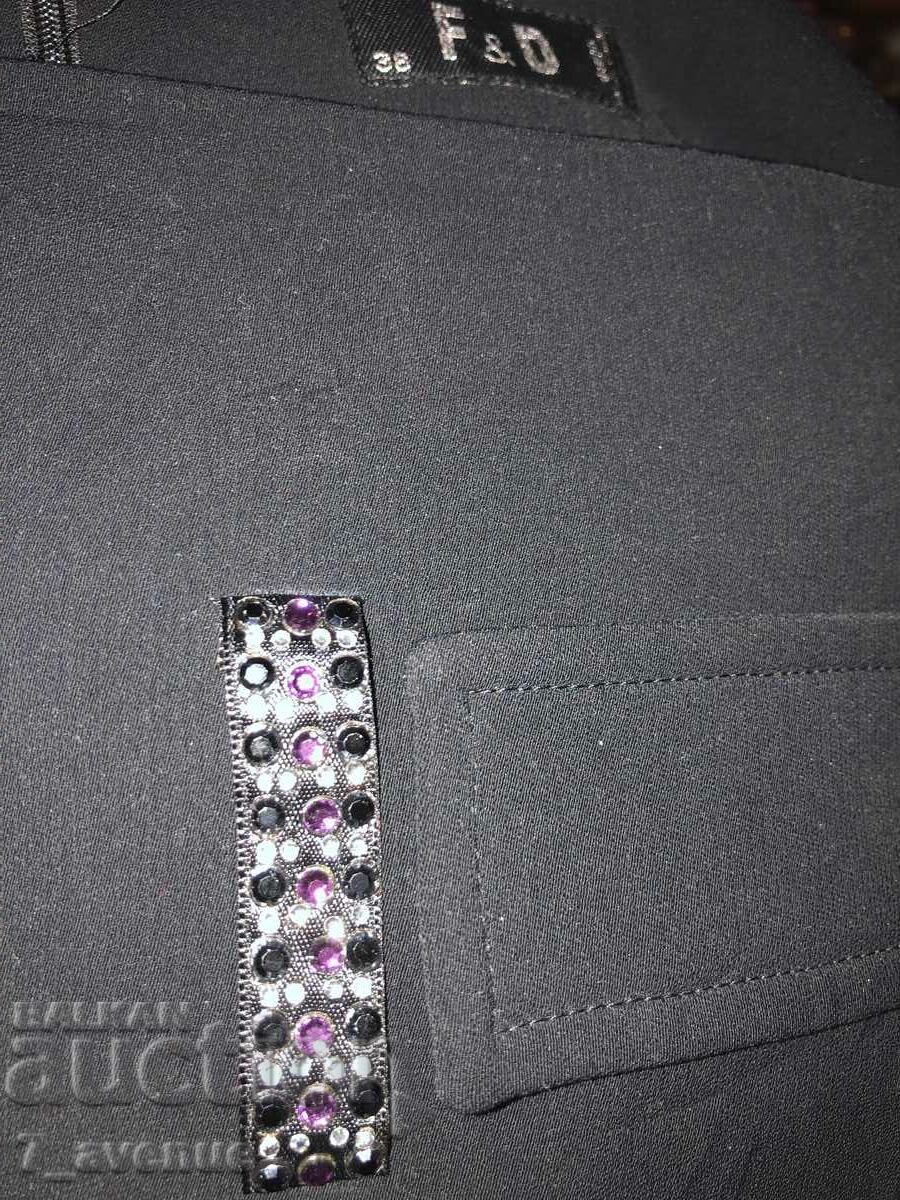 FUSTA originala cu preț 6.99 BGN | € 3.57