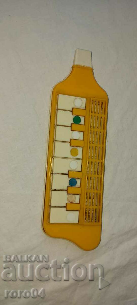 CHILDREN'S PIANO - WHISTLE - MELODEON with price 29.70 BGN | € 15.19 CHILDREN'S PIANO - WHISTLE - MELODEON with price 29.70 BGN | € 15.19