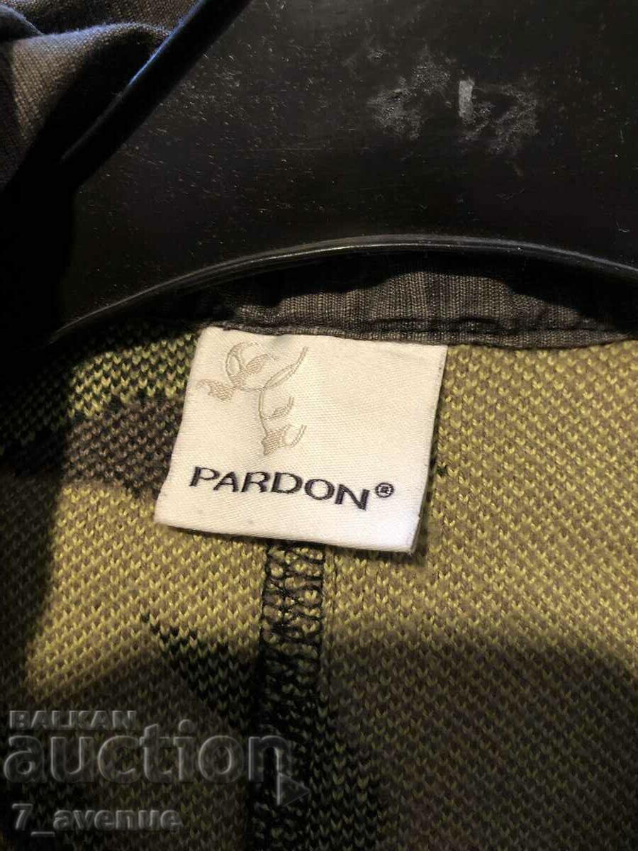 Licitație JACHETA cu fermoar frumos 3.03.2025