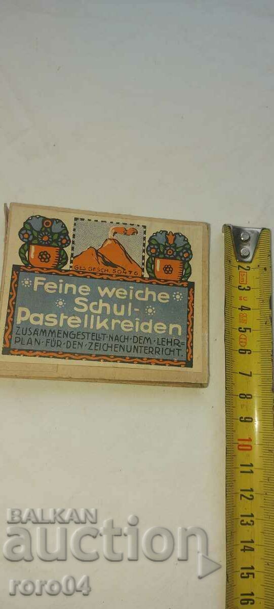 Auction  PASTELS - NAZI GERMANY - WWII - NEW