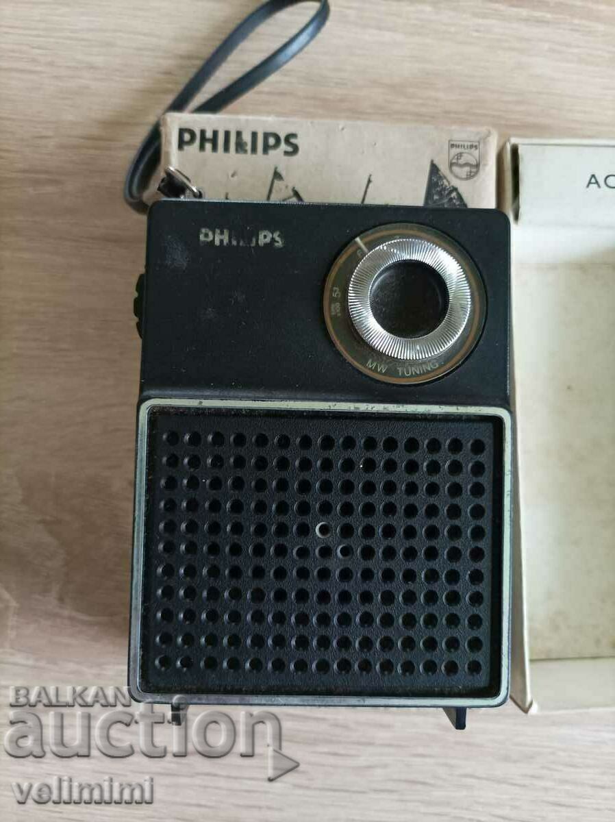 Radio Philips with price 27.00 BGN | € 13.80
