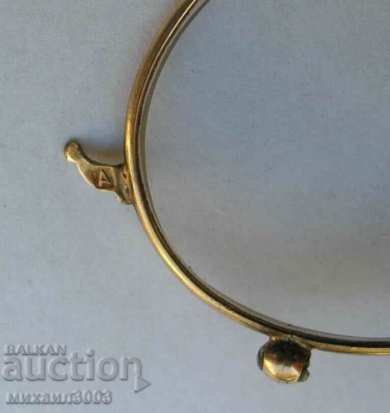 Licitație Ochelari vechi Pensne aurite cu cutie Licitație Ochelari vechi Pensne aurite cu cutie