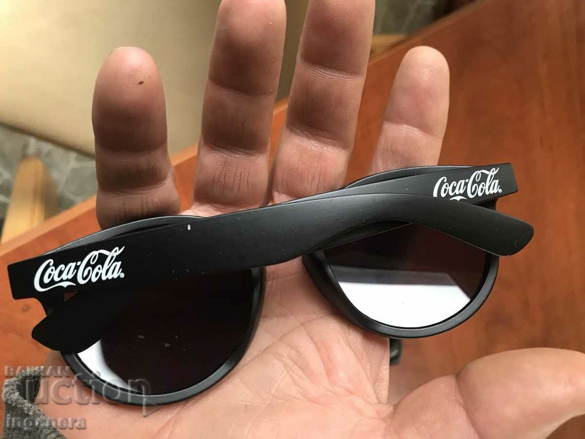 Auction SUNGLASSES NEW ADVERTISING-3 PCS. Auction SUNGLASSES NEW ADVERTISING-3 PCS.