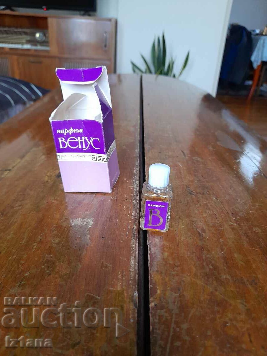 Old perfume Venus with price 35.00 BGN | € 17.90