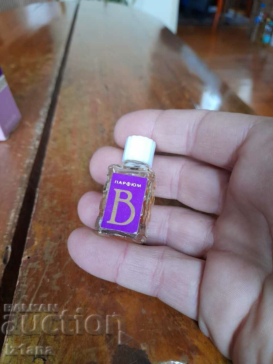 Auction  Old perfume Venus