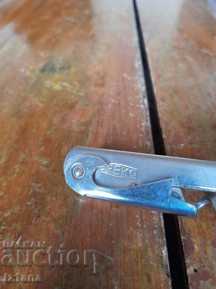 Δημοπρασία Παλιό ανοιχτήρι Dreko Δημοπρασία Παλιό ανοιχτήρι Dreko