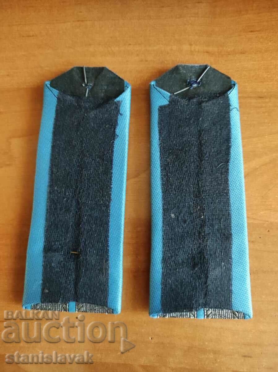 Epaulettes of a lieutenant of the Air Force - pilot with price 20.00 BGN | € 10.23