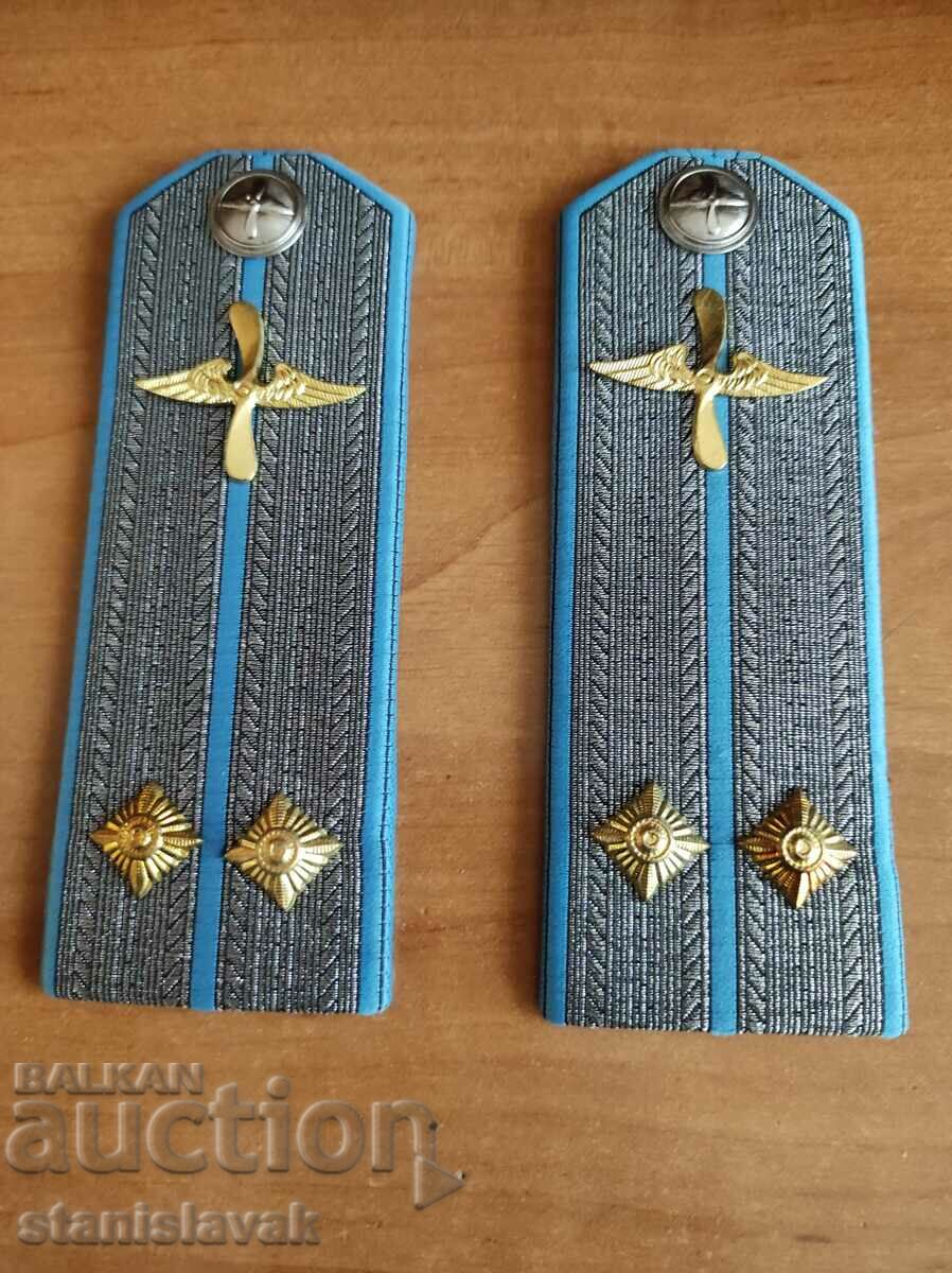 Epaulettes of a lieutenant of the Air Force - pilot