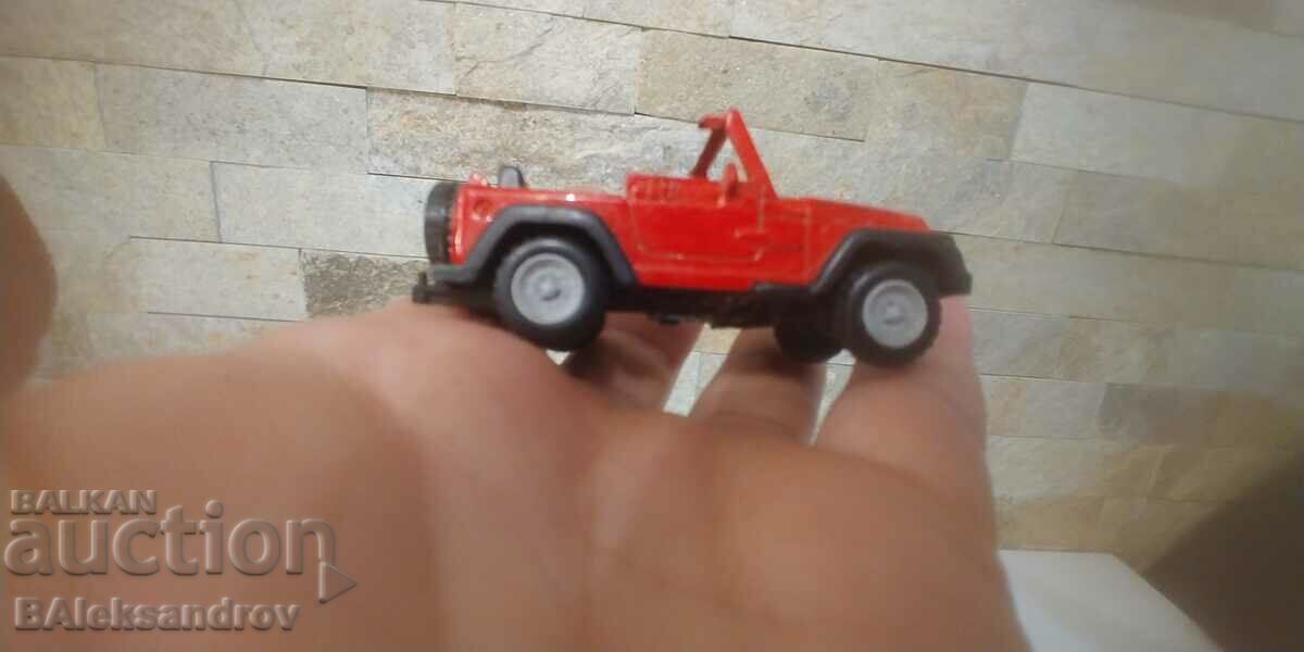 Jeep, toy car with price 2.00 BGN | € 1.02 Jeep, toy car with price 2.00 BGN | € 1.02