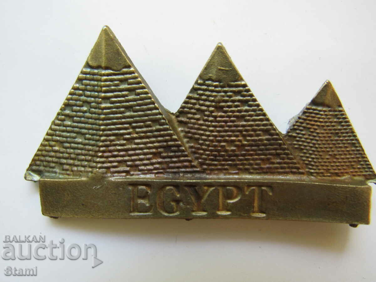 Delivery of Authentic magnet - from Egypt, the Pyramid of Cheops Delivery of Authentic magnet - from Egypt, the Pyramid of Cheops