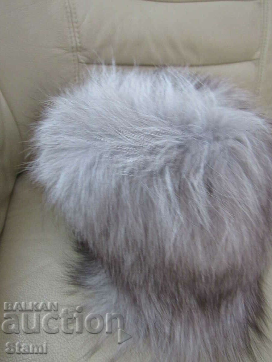 Livrarea Palarie de dama eleganta din blana de vulpe arctica, noua