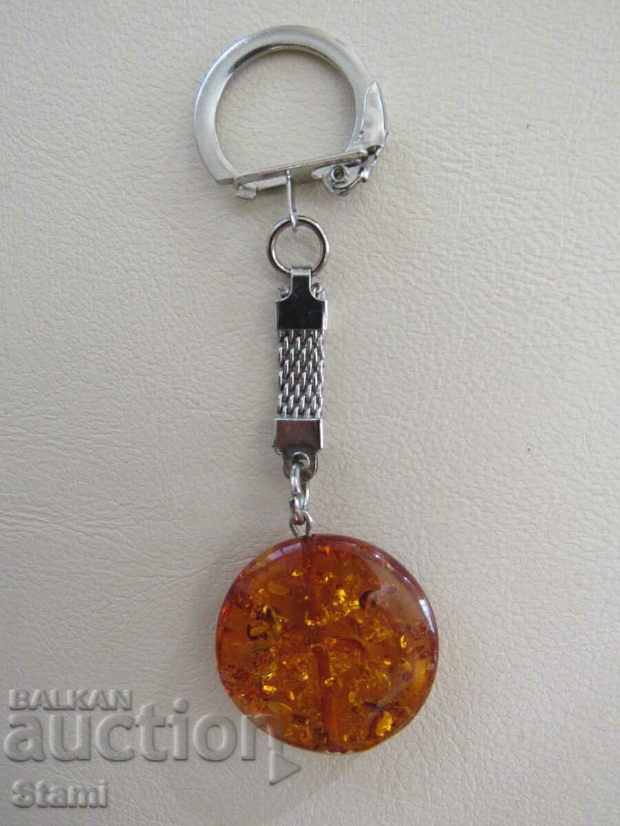 Premium Baltic amber key ring with price 34.00 BGN | € 17.38 Premium Baltic amber key ring with price 34.00 BGN | € 17.38