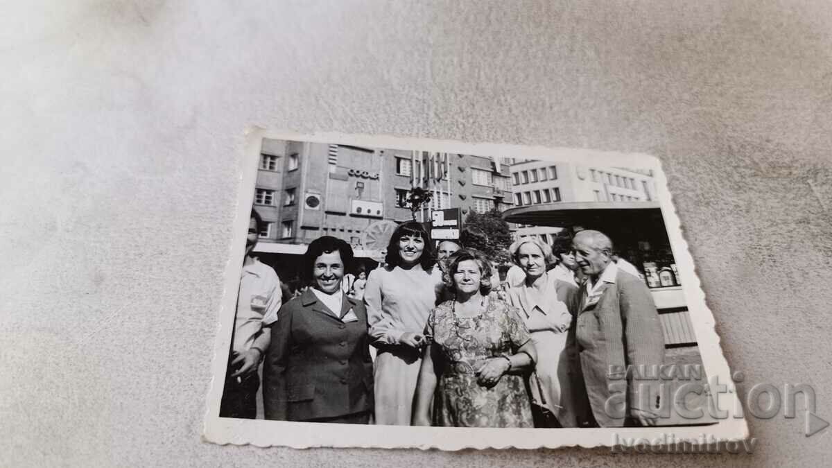 Photo Sofia Men and women on the street 1973