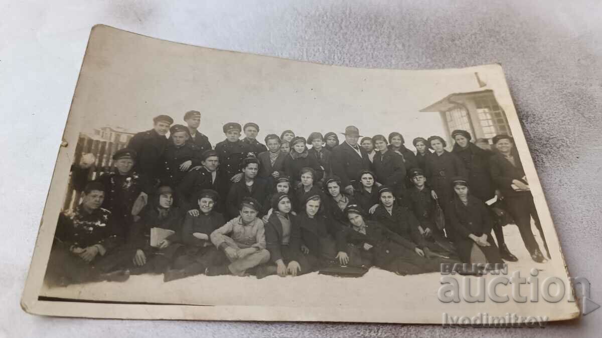 Foto Sofia Participanții clasei a III-a a Liceului al XVIII-lea