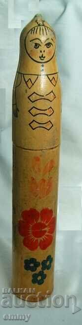 Papusa din lemn, cutie pentru creioane, parfumuri - 24 cm