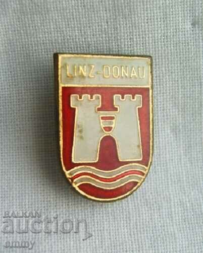 Badge Austria - city of Linz on the river Danube, coat of arms