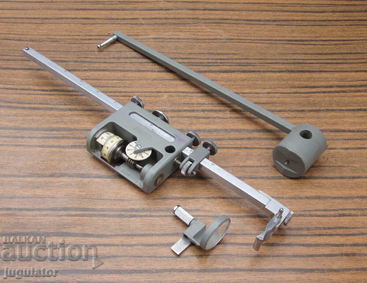 Delivery of old German mechanical measuring device planimeter Delivery of old German mechanical measuring device planimeter