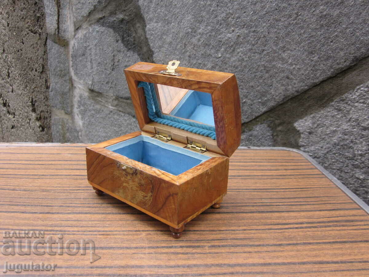 old antique wooden box jewelry box with mirror with price 25.00 BGN | € 12.78 old antique wooden box jewelry box with mirror with price 25.00 BGN | € 12.78