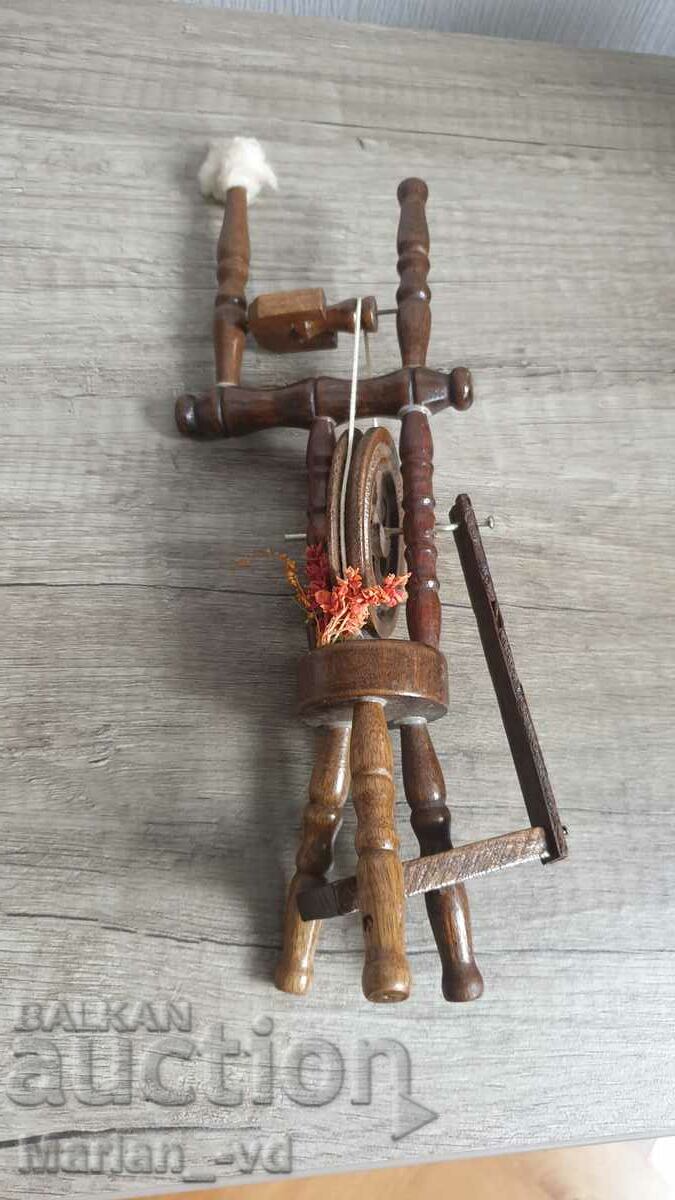 Small wooden souvenir chakrak - 7 Small wooden souvenir chakrak - 7