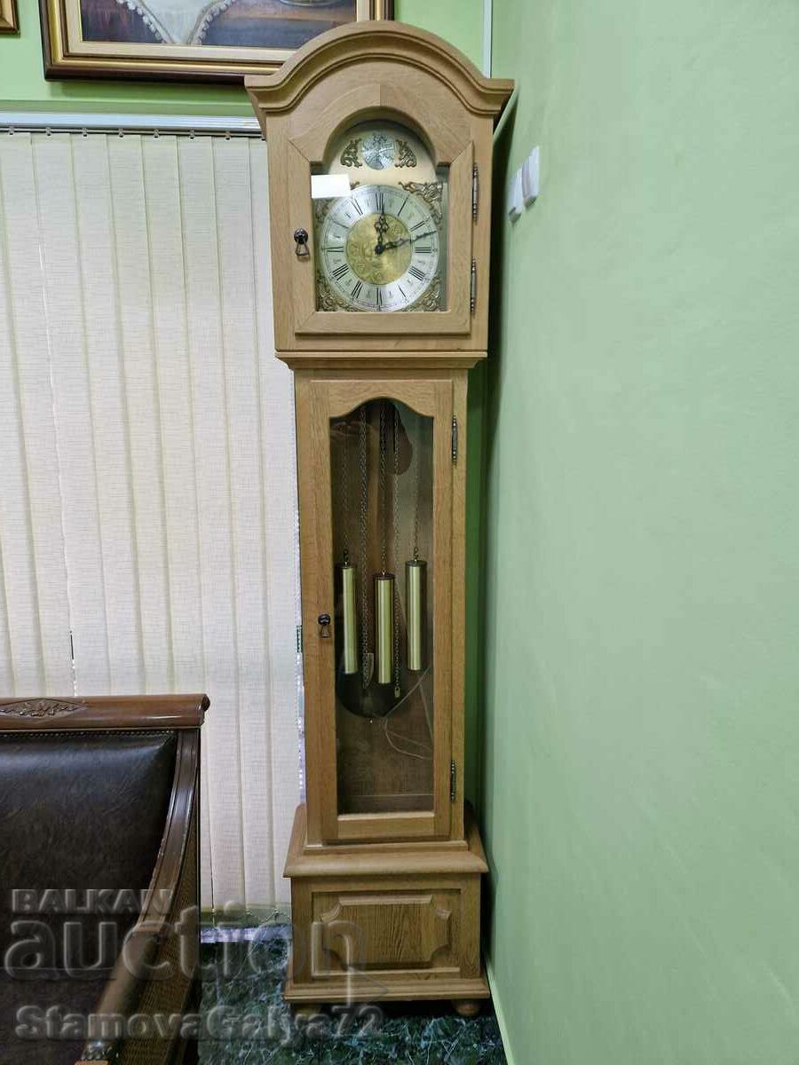 Прекрасен антикварен немски паркетен часовник TEMPUS