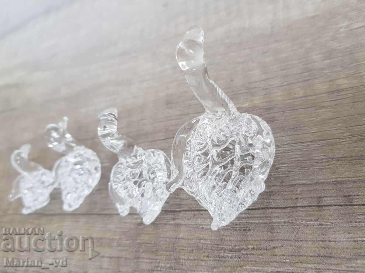 Mici lebede de sticlă - 7 Mici lebede de sticlă - 7