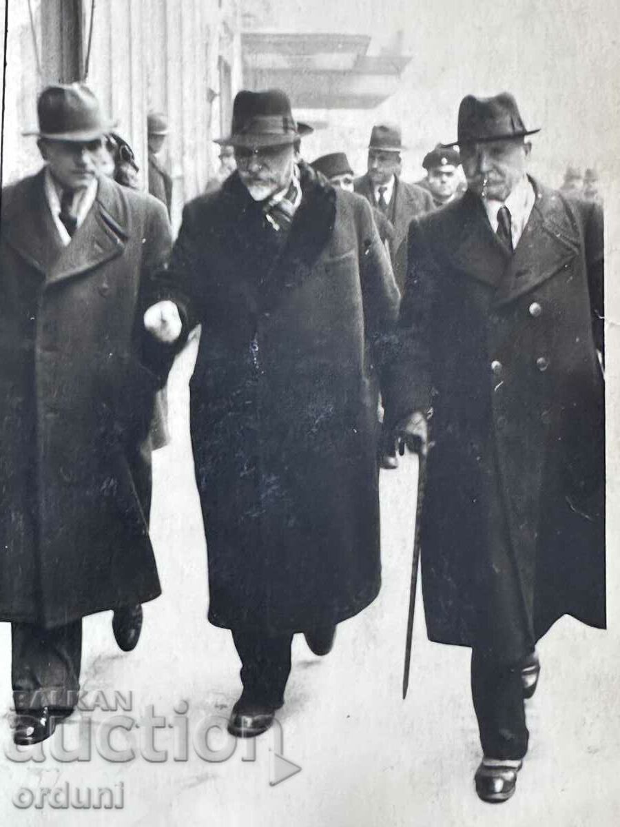 3948 Βασίλειο της Βουλγαρίας Στρατηγός Shkoinov, Αρχηγός των Πολεμιστών 1941 με τιμή 100.00 BGN | € 51.13 3948 Βασίλειο της Βουλγαρίας Στρατηγός Shkoinov, Αρχηγός των Πολεμιστών 1941 με τιμή 100.00 BGN | € 51.13