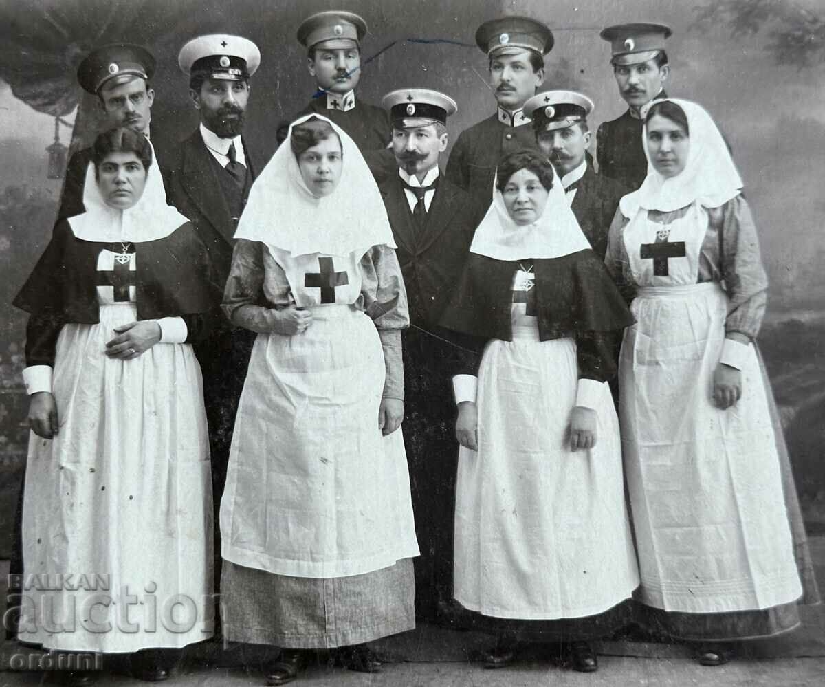 3950 Kingdom of Bulgaria military doctors nurses Sofia with price 50.00 BGN | € 25.56 3950 Kingdom of Bulgaria military doctors nurses Sofia with price 50.00 BGN | € 25.56