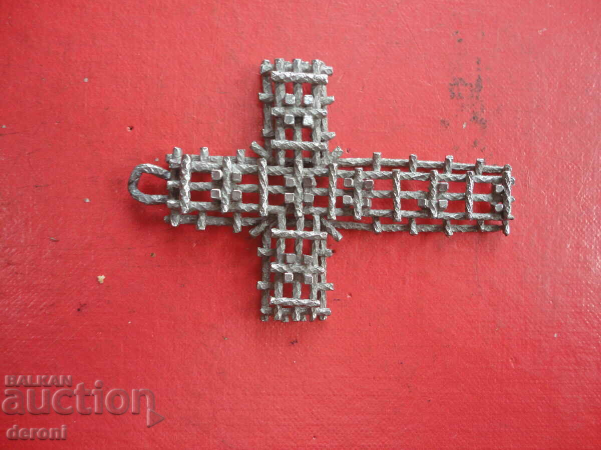 Auction Antique metal openwork cross Auction Antique metal openwork cross
