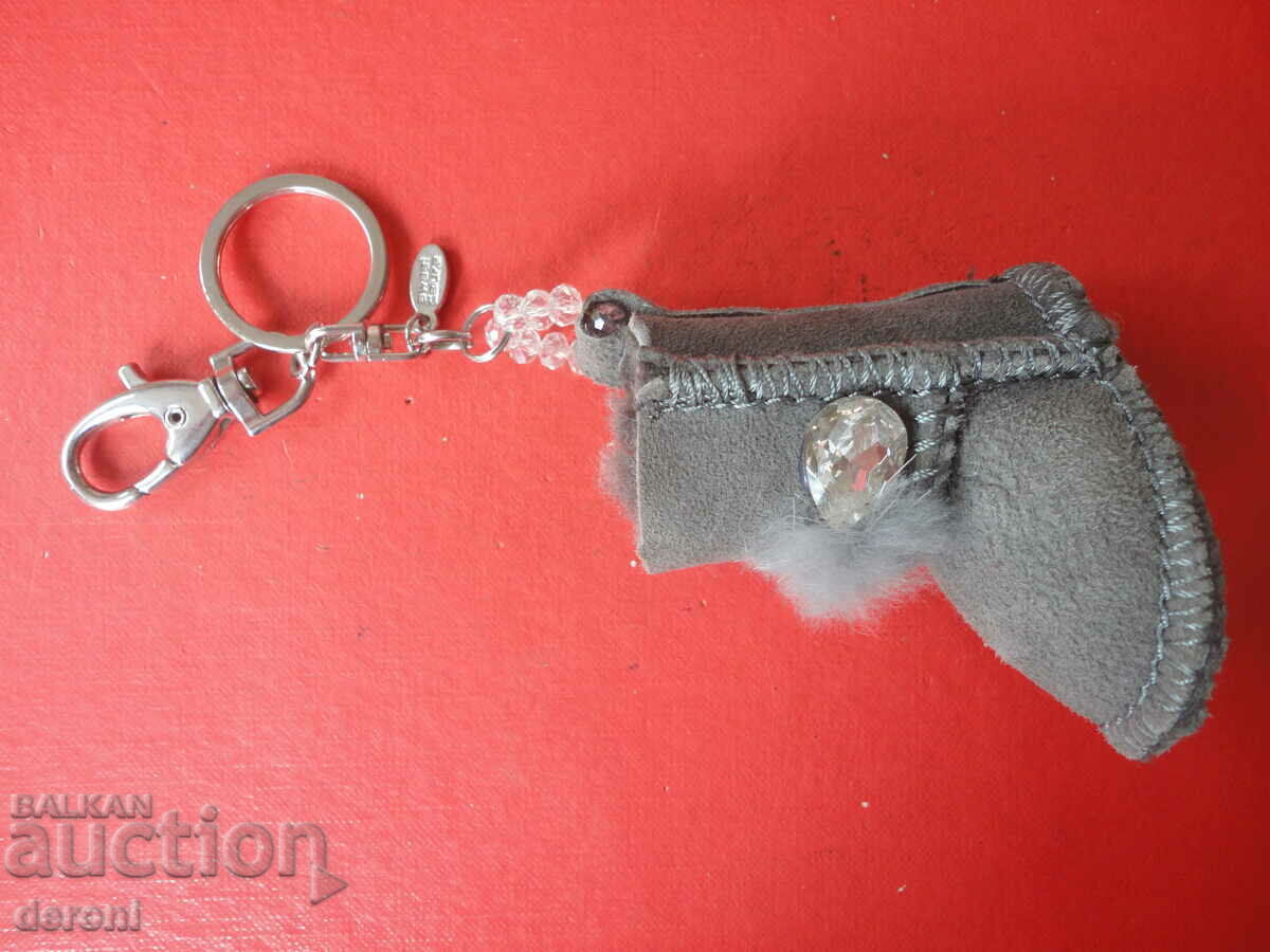 Auction  Amazing Sweet de Luxe accessory keyring