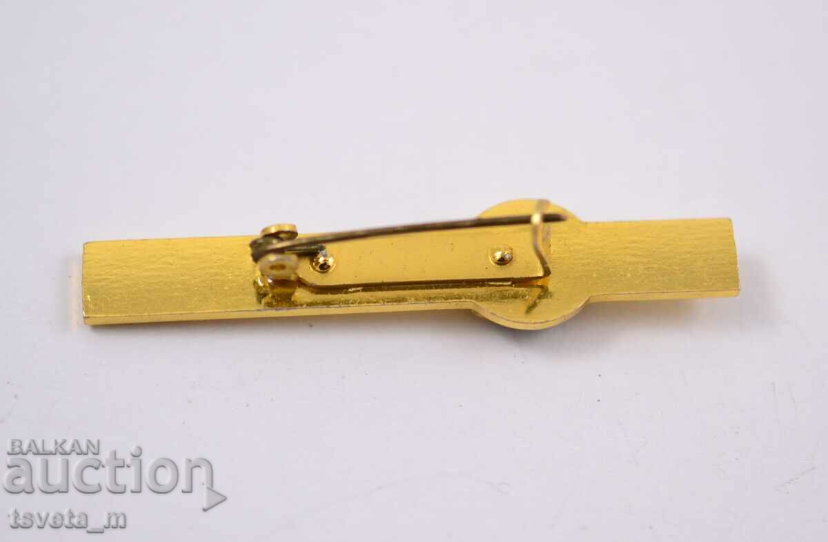 A brooch with price 4.00 BGN | € 2.05