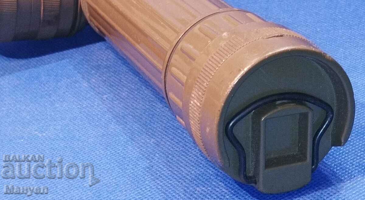 Auction USA, military lantern - Vietnam War Auction USA, military lantern - Vietnam War