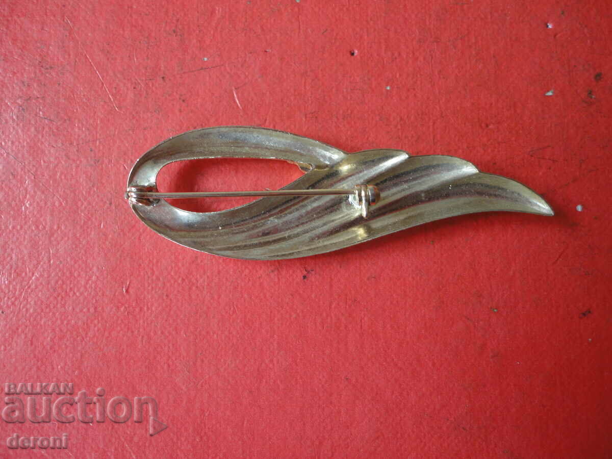 Auction Antique brooch with stones Auction Antique brooch with stones