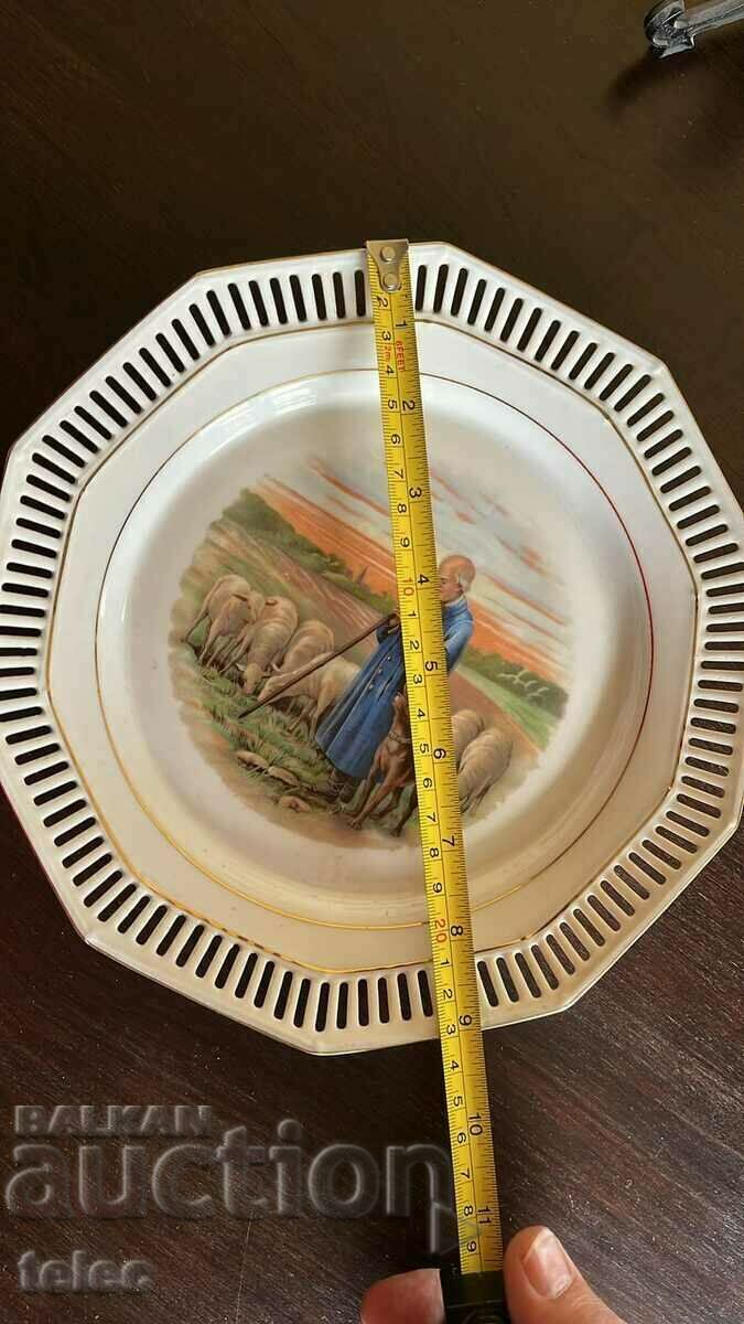 Delivery of Collector's plate - old quality German porcelain Delivery of Collector's plate - old quality German porcelain