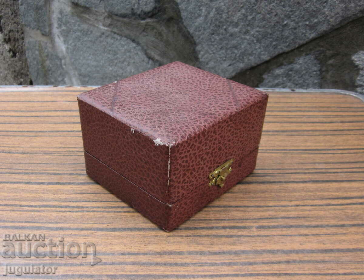 Delivery of old vintage French box pocket watch box