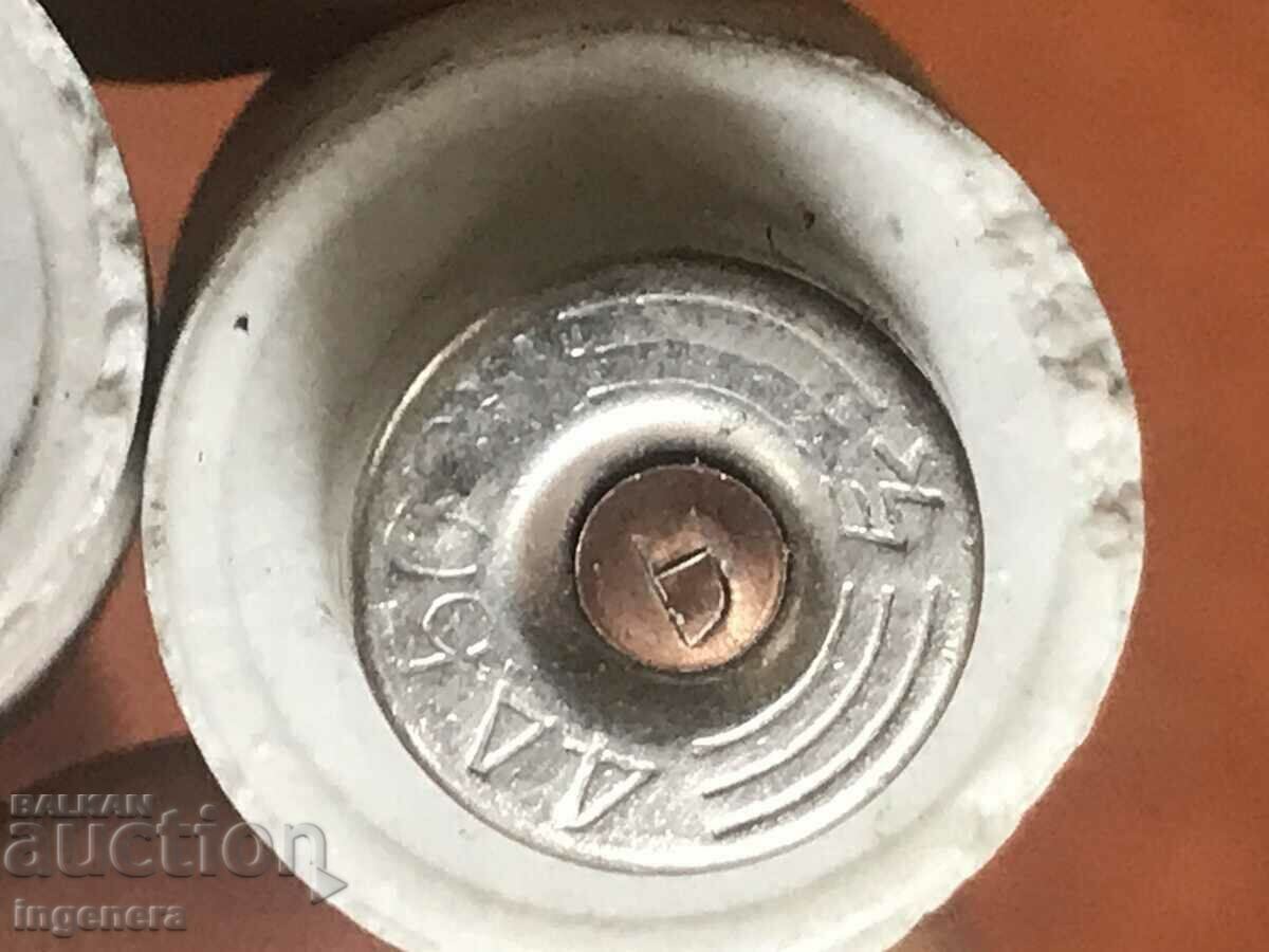 Auction FUSE BUSHON CARTRIDGE PORCELAIN 4.6 AND 10 A ,500 V-30 BR. Auction FUSE BUSHON CARTRIDGE PORCELAIN 4.6 AND 10 A ,500 V-30 BR.