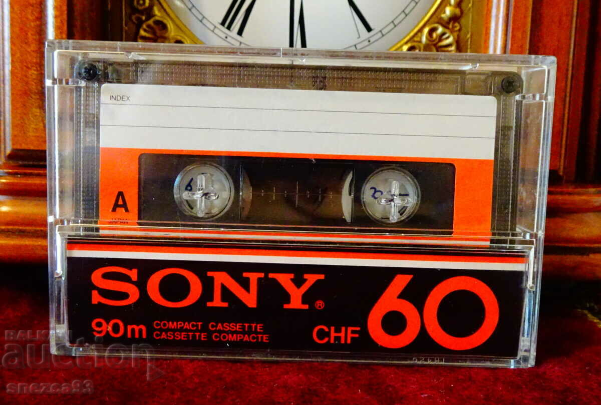 Casetă audio Sony de 60 CHF cu melodii tiroleze.