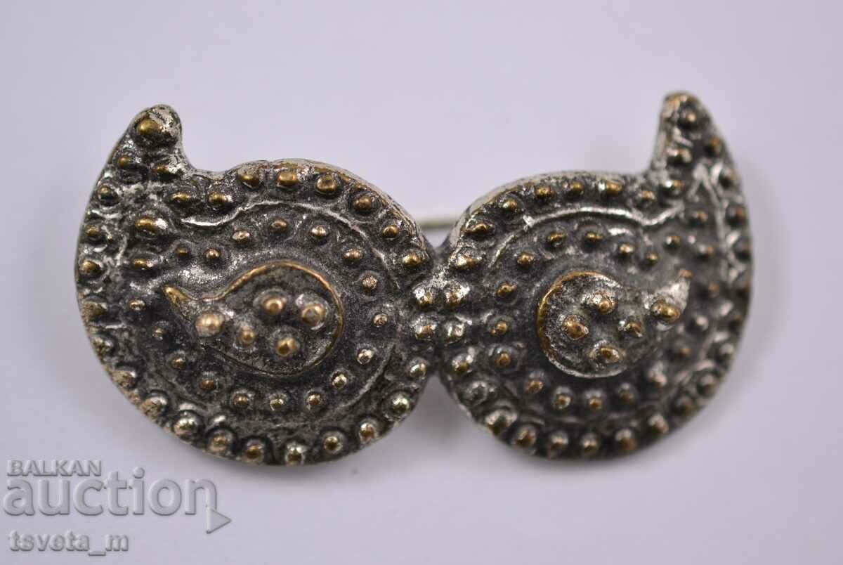 Auction Brooch PAFTI Auction Brooch PAFTI