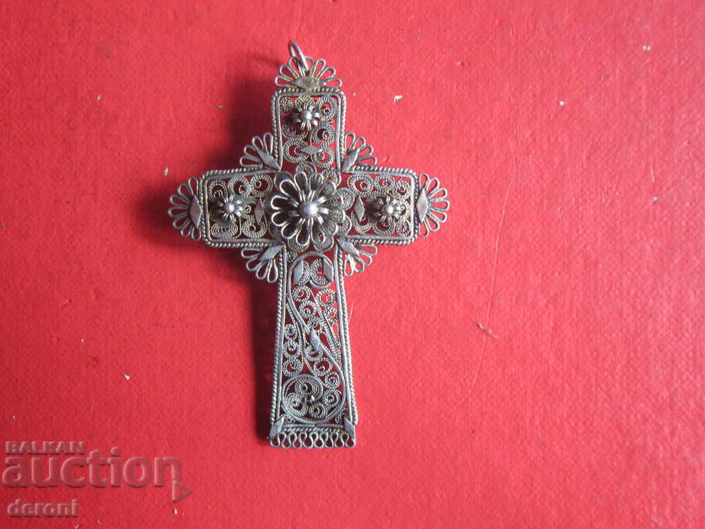 Auction Unique Vzhorhoden silver cross filigree with stones Auction Unique Vzhorhoden silver cross filigree with stones