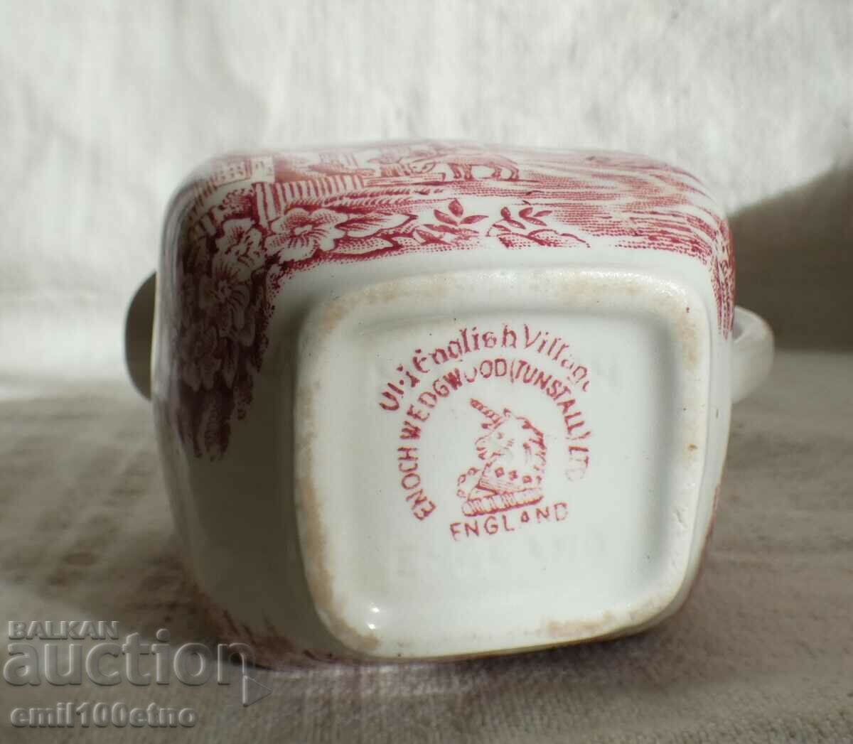 Enoch Wedgwood Tunstal Old English Porcelain Milk Jug - 6 Enoch Wedgwood Tunstal Old English Porcelain Milk Jug - 6