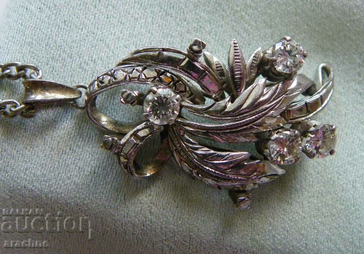 Аукцион Красиво голямо сребърно колие Аукцион Красиво голямо сребърно колие